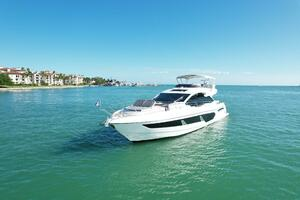 2023 Sunseeker Sport Yacht thumbnail 1