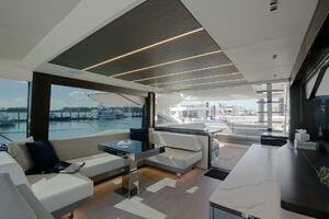 2023 Sunseeker Sport Yacht thumbnail 21