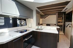 2023 Sunseeker Sport Yacht thumbnail 25