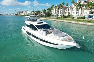 2023 Sunseeker Sport Yacht thumbnail 6