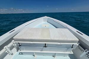 2012 Contender Custom 33 Center Console thumbnail 10