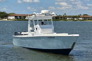 2012 Contender Custom 33 Center Console thumbnail 2