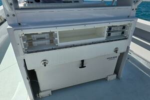 2012 Contender Custom 33 Center Console thumbnail 21