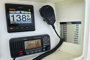 2012 Contender Custom 33 Center Console thumbnail 16