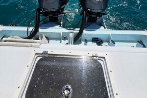 2012 Contender Custom 33 Center Console thumbnail 26