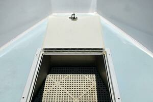 2012 Contender Custom 33 Center Console thumbnail 8