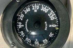 Photo 4353240 for 2009 Grady-White 258 Journey  