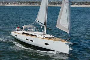 Ruby d' Eau 2014 Beneteau Oceanis 55 Yacht For Sale in Marina Del Rey CA