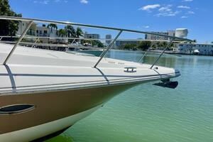 2006 Cruisers Yachts 420 Express thumbnail 4