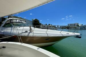 2006 Cruisers Yachts 420 Express thumbnail 6