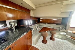 2006 Cruisers Yachts 420 Express thumbnail 23