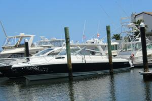  2014 Intrepid 430 Sport Yacht Yacht For Sale in North Palm Beach FL