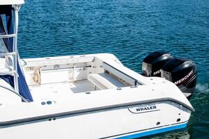 30ft Boston Whaler Yacht For Sale