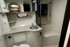 AZZURO 37ft Four Winns Yacht For Sale