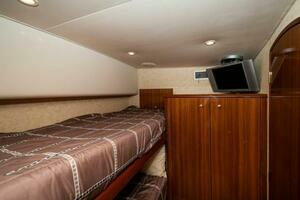 2006 Viking 45 Convertible thumbnail 16