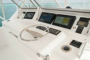 2006 Viking 45 Convertible thumbnail 22