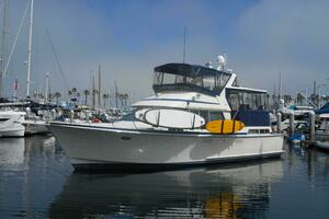 Ocean Blue 44ft Tollycraft Yacht For Sale