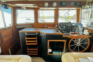 2001 American Tug 34 thumbnail 19