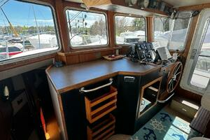 2001 American Tug 34 thumbnail 20