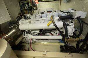 2001 American Tug 34 thumbnail 35