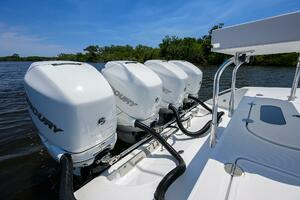 Southern Accent 2017 Bahama Center Console Yacht For Sale in Palm City FL