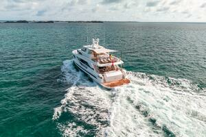 Midnight Moon 2018 Horizon FD85 Yacht For Sale in Fort Lauderdale FL