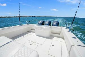  2015 Invincible 39 Center Console Yacht For Sale in Sebastian FL