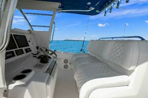  2015 Invincible 39 Center Console Yacht For Sale in Sebastian FL