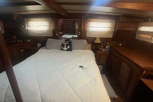 Island Angel 62ft Marine Trader Yacht For Sale