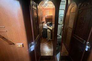 1986 Marine Trader Med Yacht 62 Yachtfish thumbnail 95