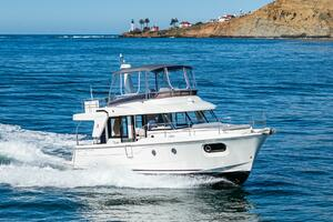 Oasis II 2021 Beneteau Swift Trawler 41 Fly Yacht For Sale in San Diego CA