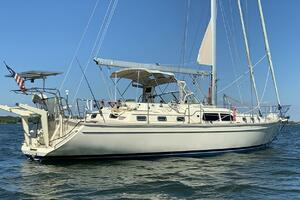 Outta Sight 2005 Island Packet 485 Yacht For Sale in Saint Petersburg FL