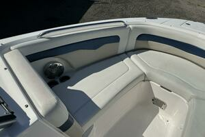 2014 Chaparral 246 SSI thumbnail 14