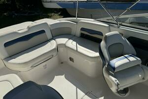 2014 Chaparral 246 SSI thumbnail 6