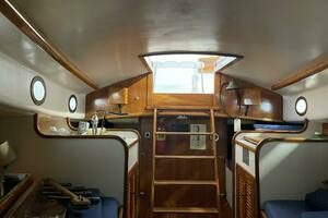 Baby Blue 25ft Jarvis Newman Yacht For Sale