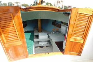 Senility 22ft Custom Yacht For Sale