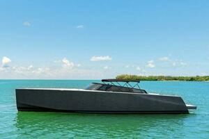 Vongole 2015 VanDutch 55 Yacht For Sale in Miami FL