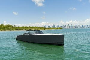 Vongole 2015 VanDutch 55 Yacht For Sale in Miami FL