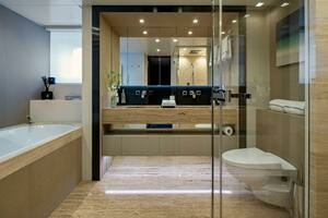 164' Heesen 2021 (ELA) Guest Head