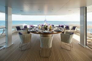 164' Heesen 2021 (ELA) Bridge Deck Aft