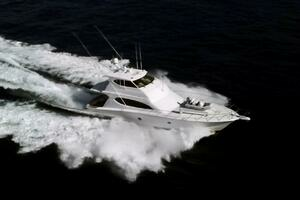 2006 Hatteras 68 Convertible thumbnail 1