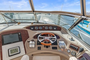 2002 Sea Ray 550 Sundancer thumbnail 12