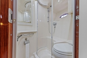 2002 Sea Ray 550 Sundancer thumbnail 24