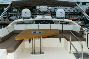 2014 Prestige 550 thumbnail 12