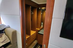2014 Prestige 550 thumbnail 36