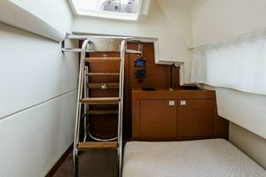 2014 Prestige 550 thumbnail 46