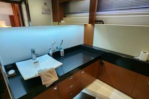 2014 Prestige 550 thumbnail 44