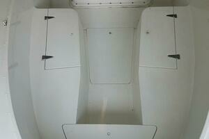 1988 Mako 261 Center Console thumbnail 4