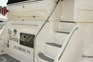 Photo 4418884 for 2004 Sea Ray 390 Motor Yacht  