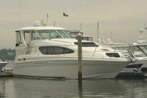 Photo 4418865 for 2004 Sea Ray 390 Motor Yacht  